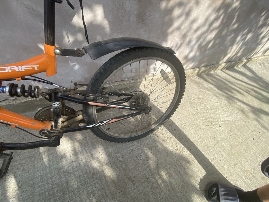 Bicicleta Saxon,buna.