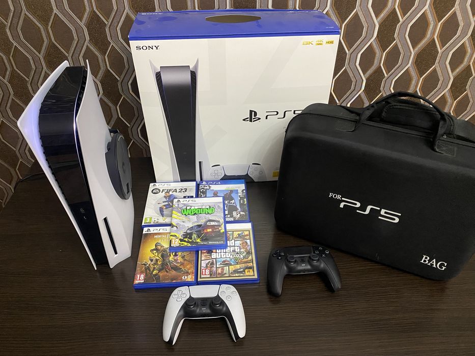 PlayStation 5 новый но вскрытый 5 игр, 2 джойстик, сумка ps, документы