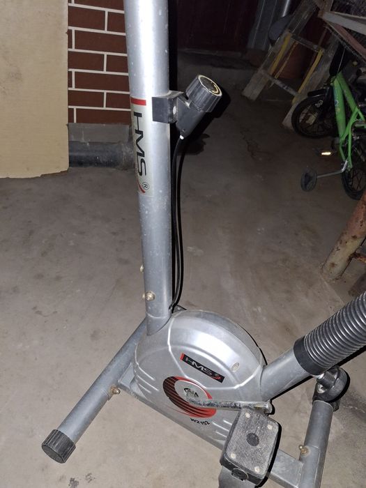Bicicleta fitness HMS