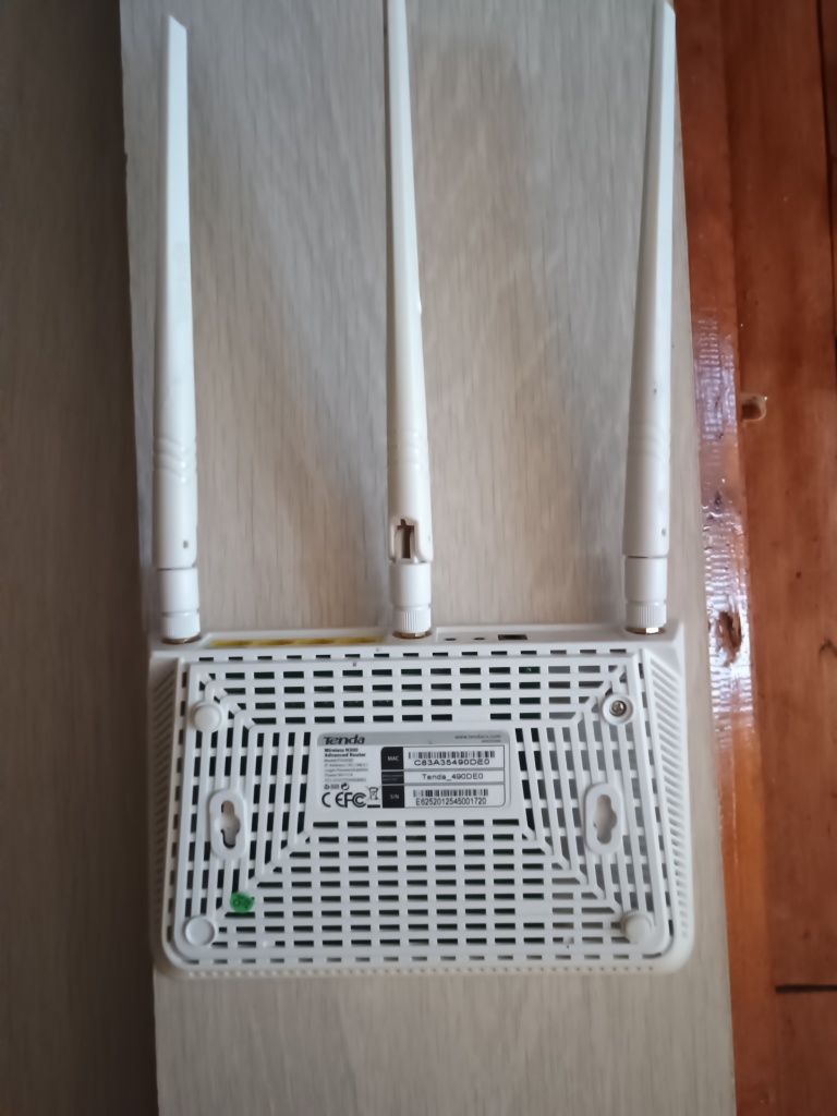 Router Tenda N300
