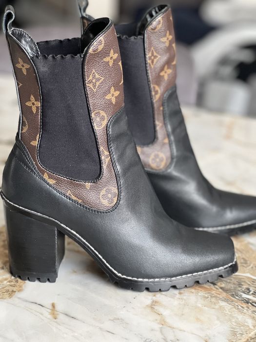 Боти с дебел грайфер, подходящи за пола, панталон или дънки.