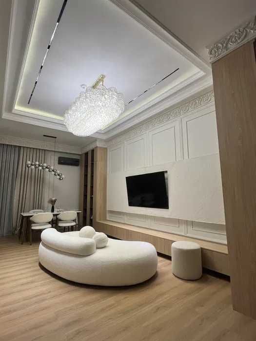 ЖК “Oqsaroy”, Паркентский рынок