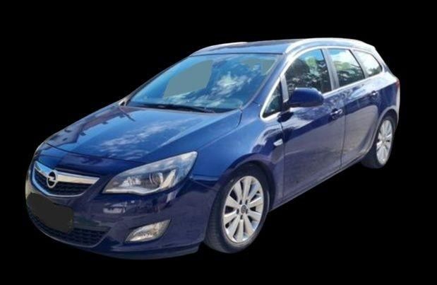 Aripa spate sport tourer break Opel Astra J