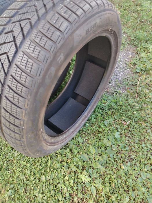Зимни гуми Pirelli 255/45/19 DOT 22