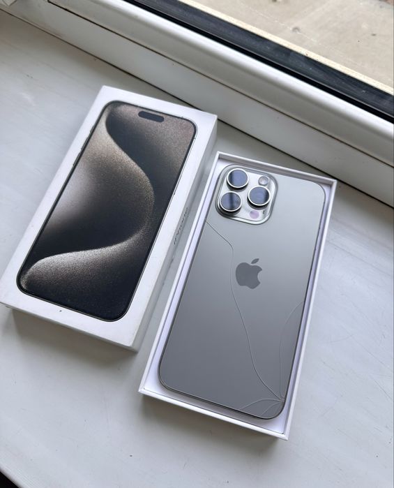 15 Pro Max 256GB 87% Natural Titanium