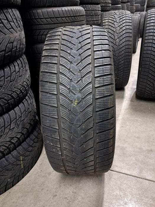 1xAnvelopa second iarna 255 40 R21 Goodyear 2022