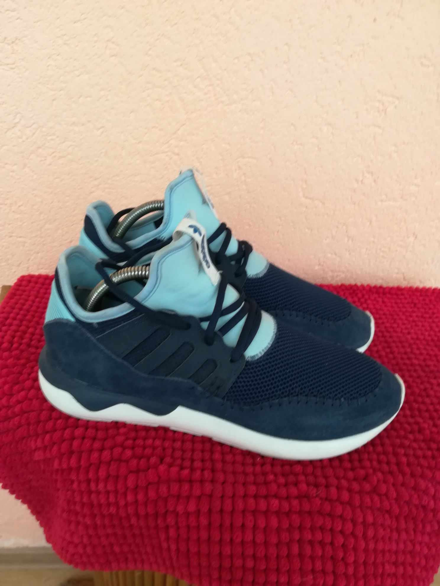 Adidas Tubular nr 44 piele