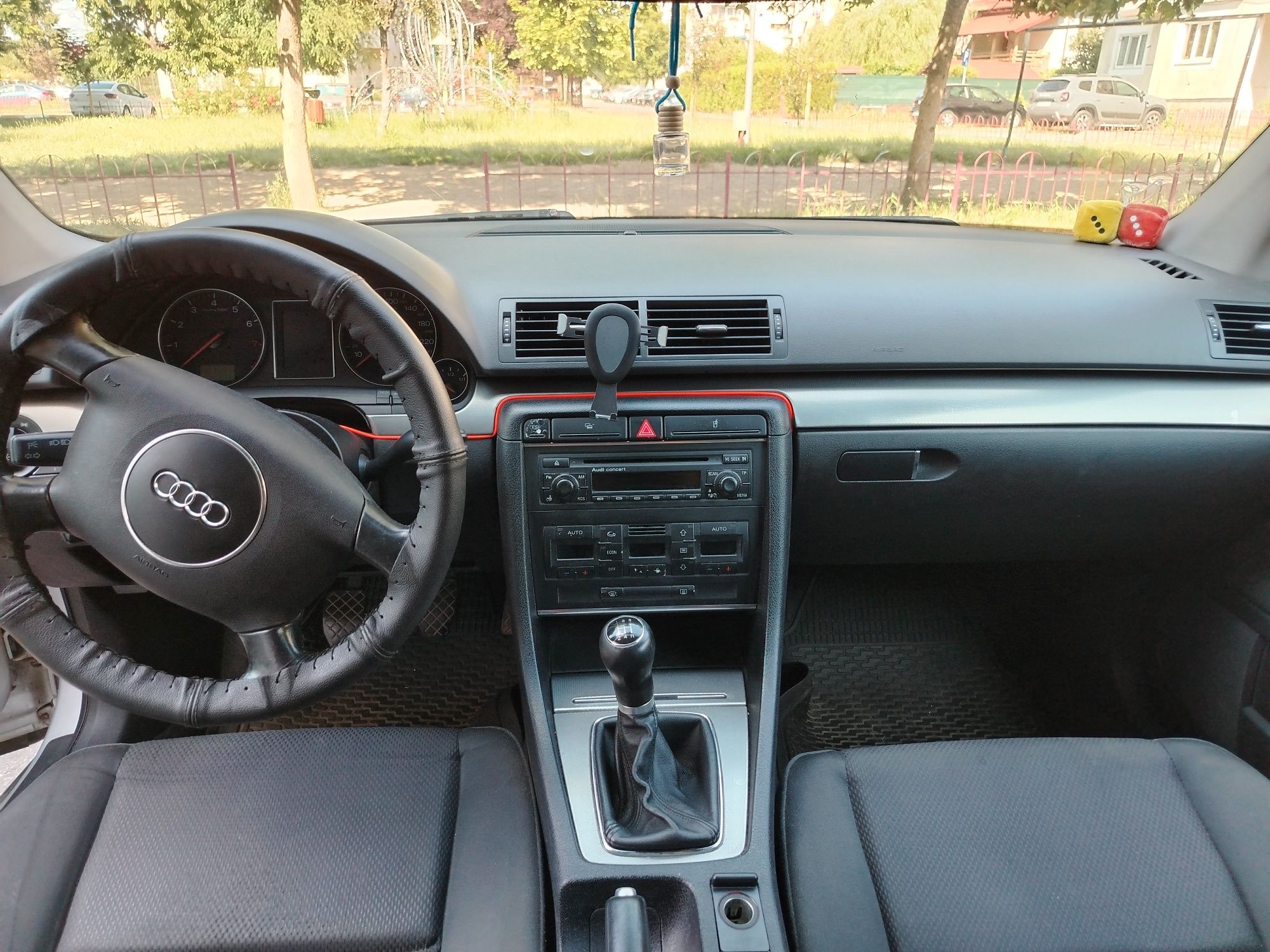 Vând Audi A4 B6.