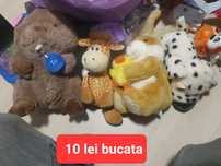 Plusuri mijlocii