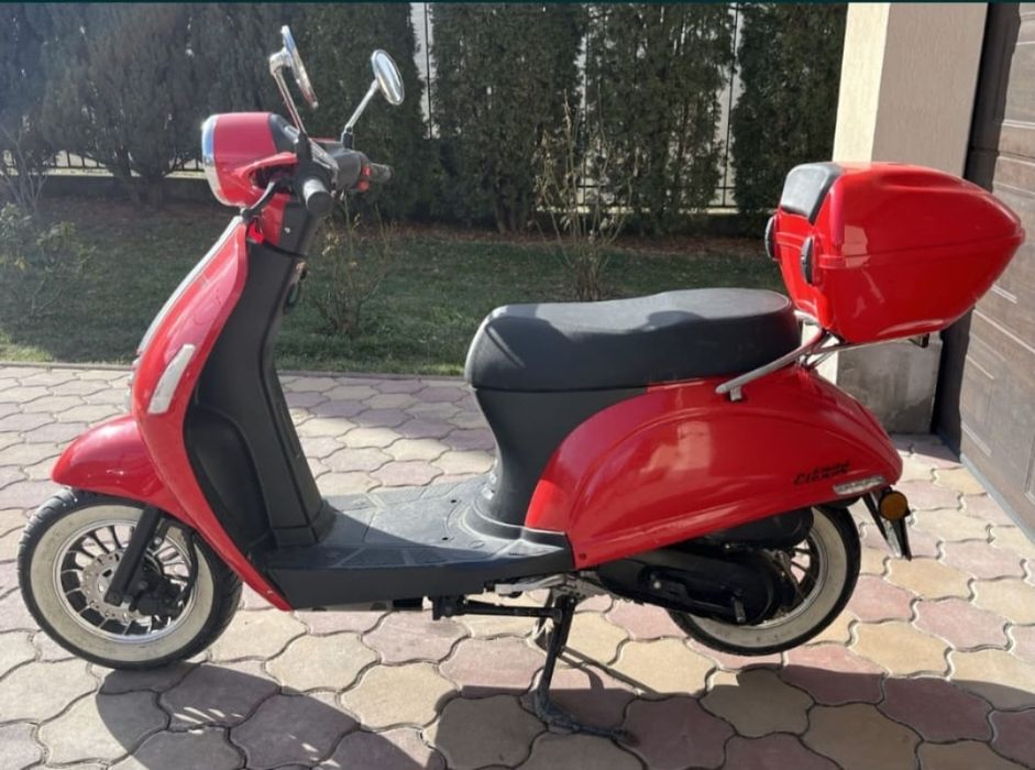Scuter Elenor 49cc 4t