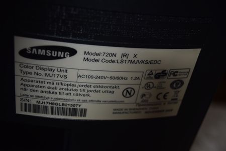 Monitor Samsung - 720N