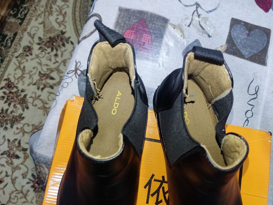 Продаю мужские кожаные туфли