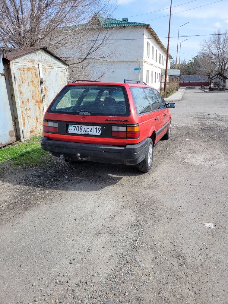 Продам фольксваген пасат. Двиготель привозной масло не кушает. Машина