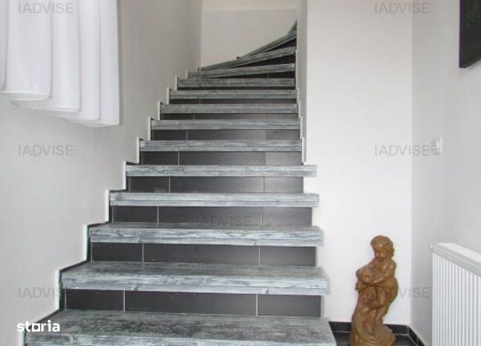 Casa superba utilata mobilata Rasnov, pretabila si pentru doua familii