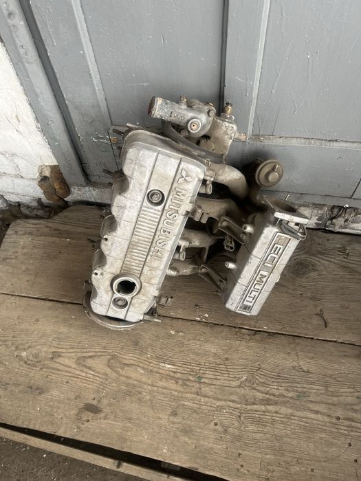 Головка Митсубиси галант состояние хорошее двигатель 4G37 торг есть