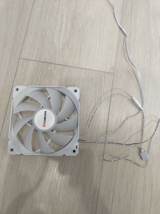 Продам кулер Xtreon