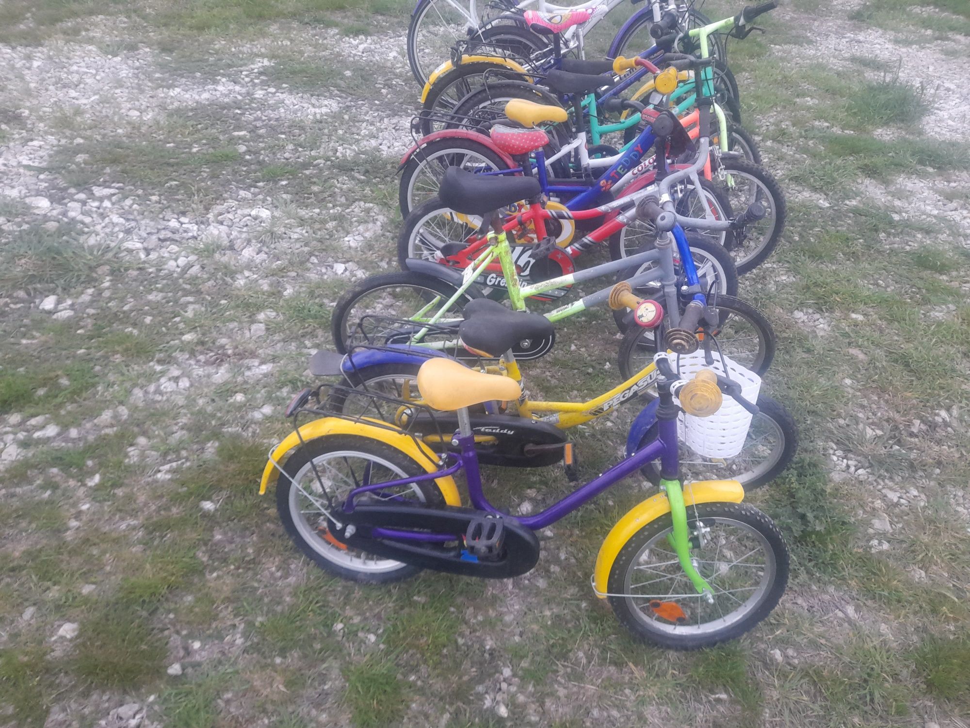 Vănd biciclete copii în stare foarte bună aduse recent din afară