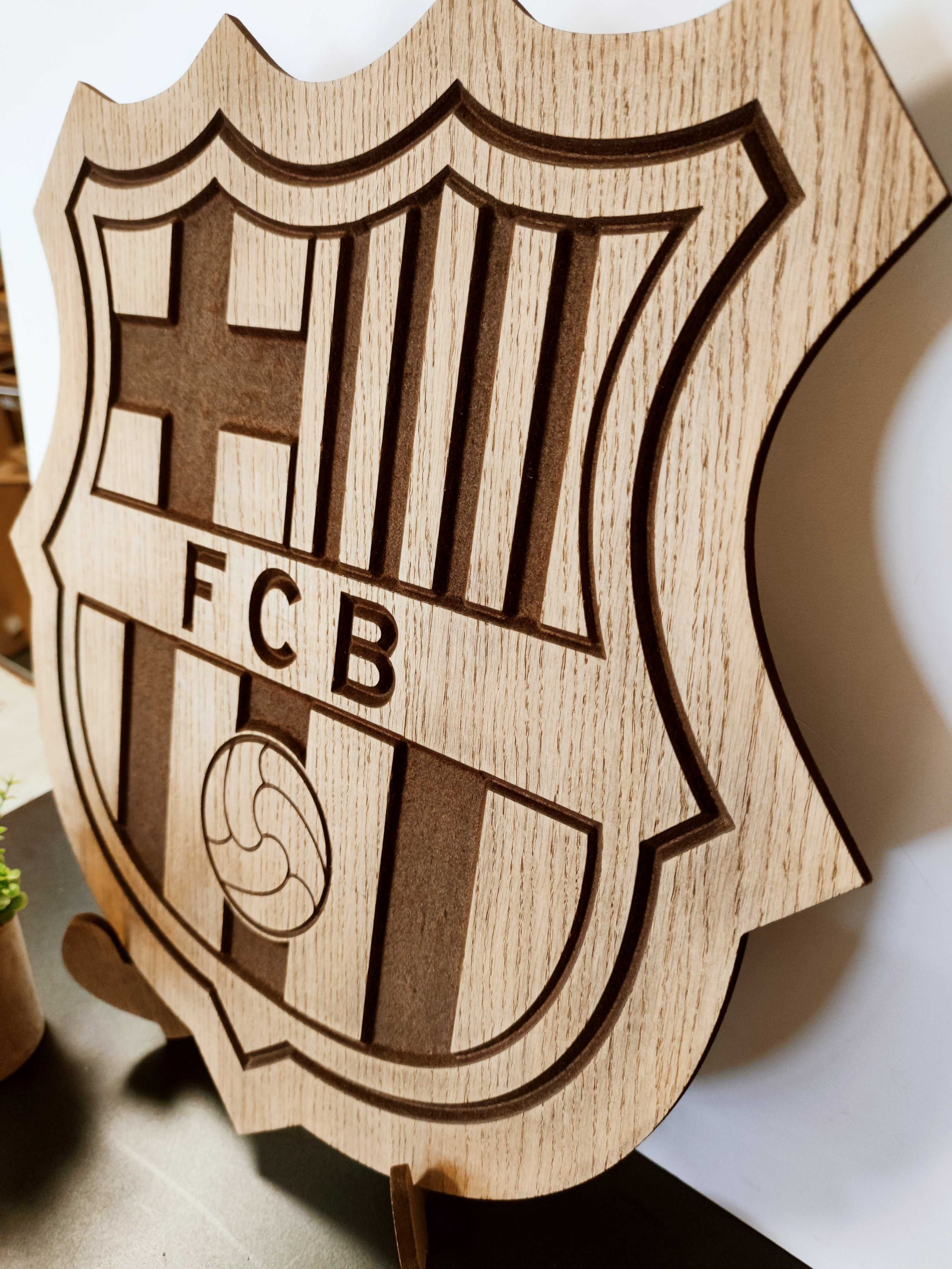 Дърворезба на Футболен Отбор. Лого. Емблема. Футбол