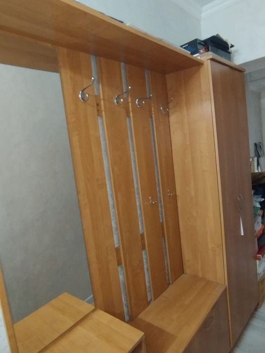 Шкаф для прихожей