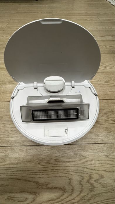 Продам робот пылеос DREAME D9