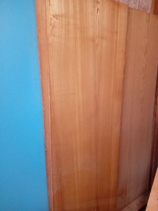 Продам  полированные шиты 170×55 цвет ясень светлый