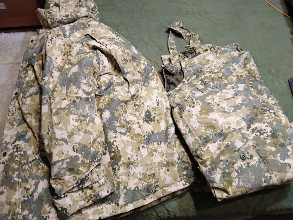 Продам куртку мужскую