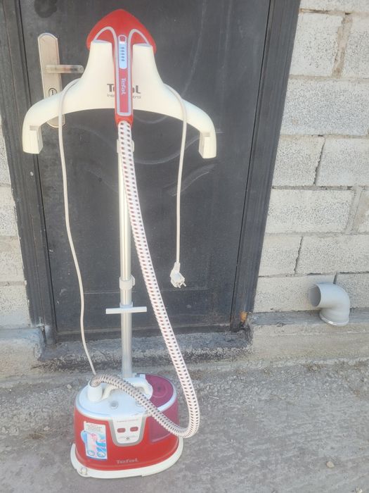 Отпариватель.  напольный