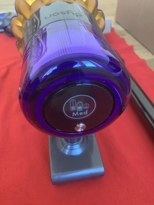 Aspirator Dyson v15 detect absolute NOU