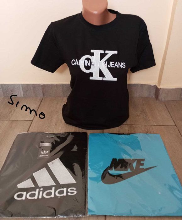 Tricouri barbati siglă cusută
Preț 140 set 3buc
Sau 55 lei bucata