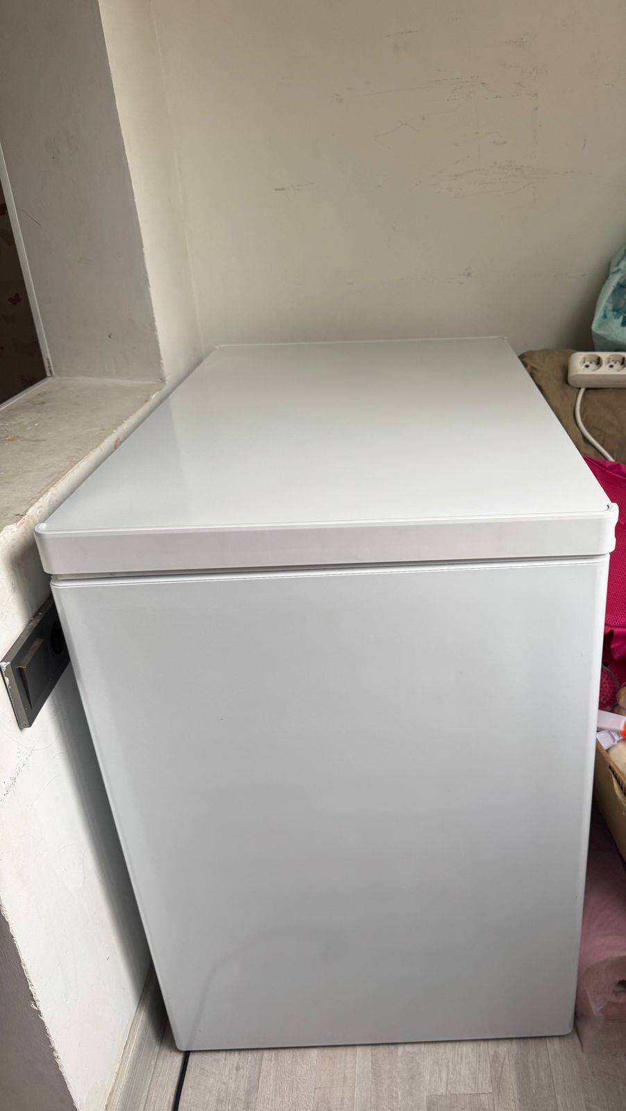 Продам б/у морозильную камеру