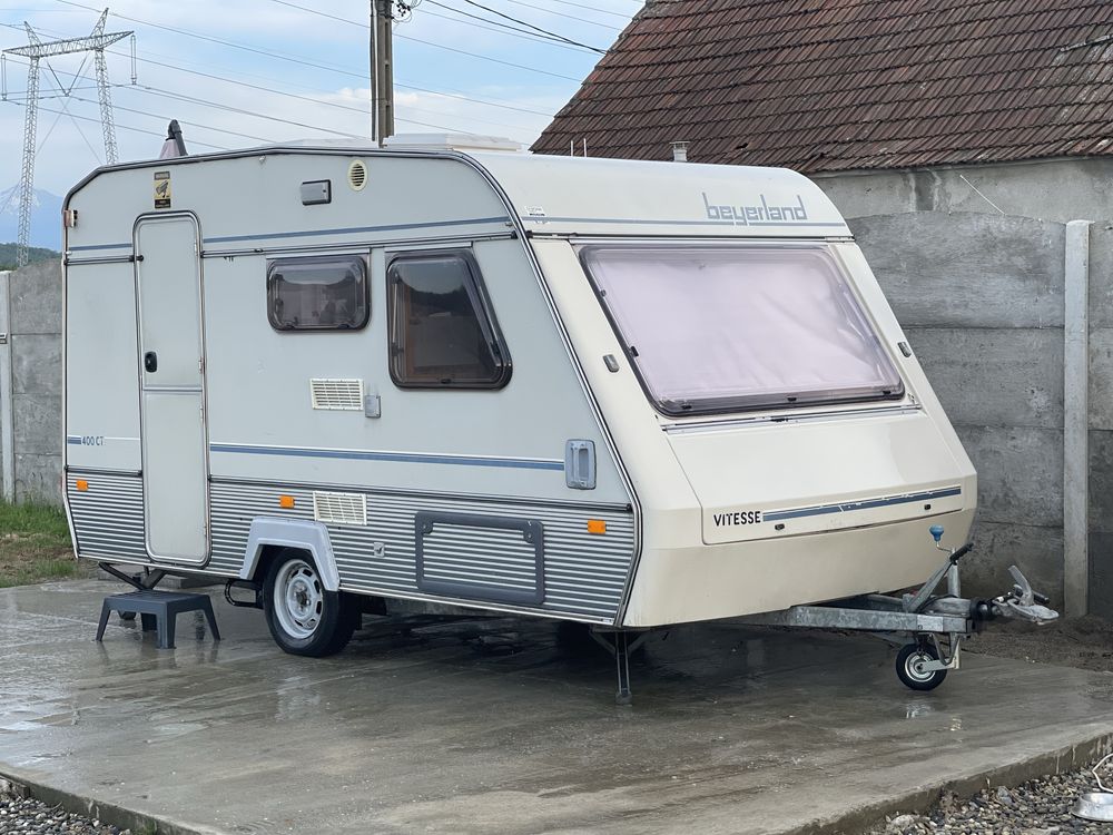 Rulota Beyerland Vitesse 400 CT -4 Persoane - Dotata + Cort Terasa