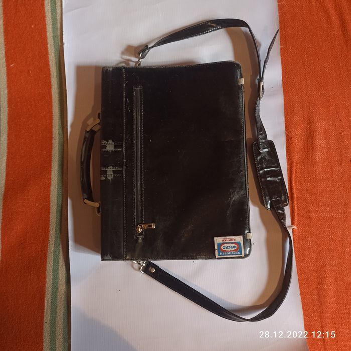 Обмен на батончик Баунти.Мужская сумка для ноутбука