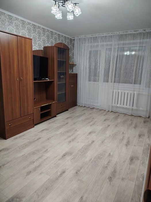 Сдам 1- комн квартиру в 7 мкр