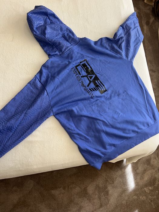 Ea7 hoodie размер М
