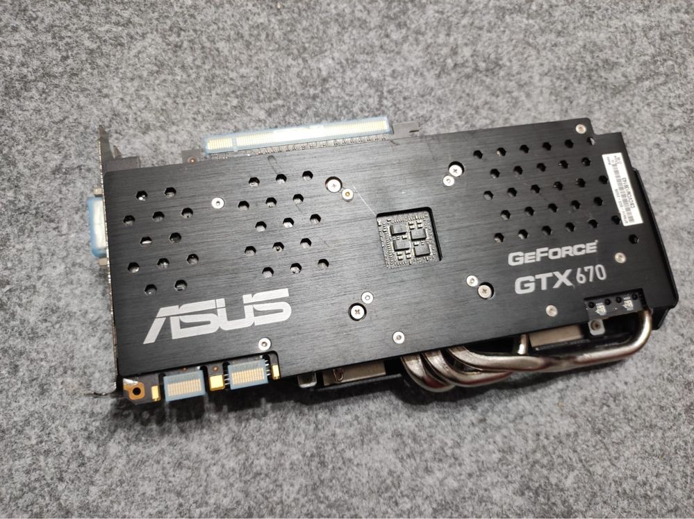 Placa Video Asus GTX 670 2Gb Gddr5