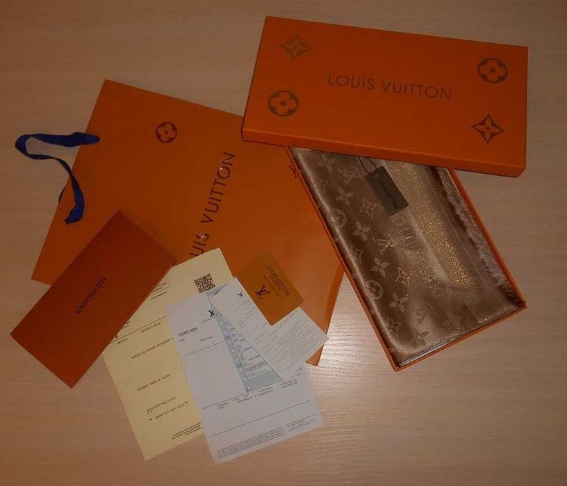 Eșarfă pentru femei Louis Vuitton 065