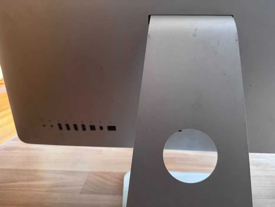 iMac 21.5" (Mid 2011) за части