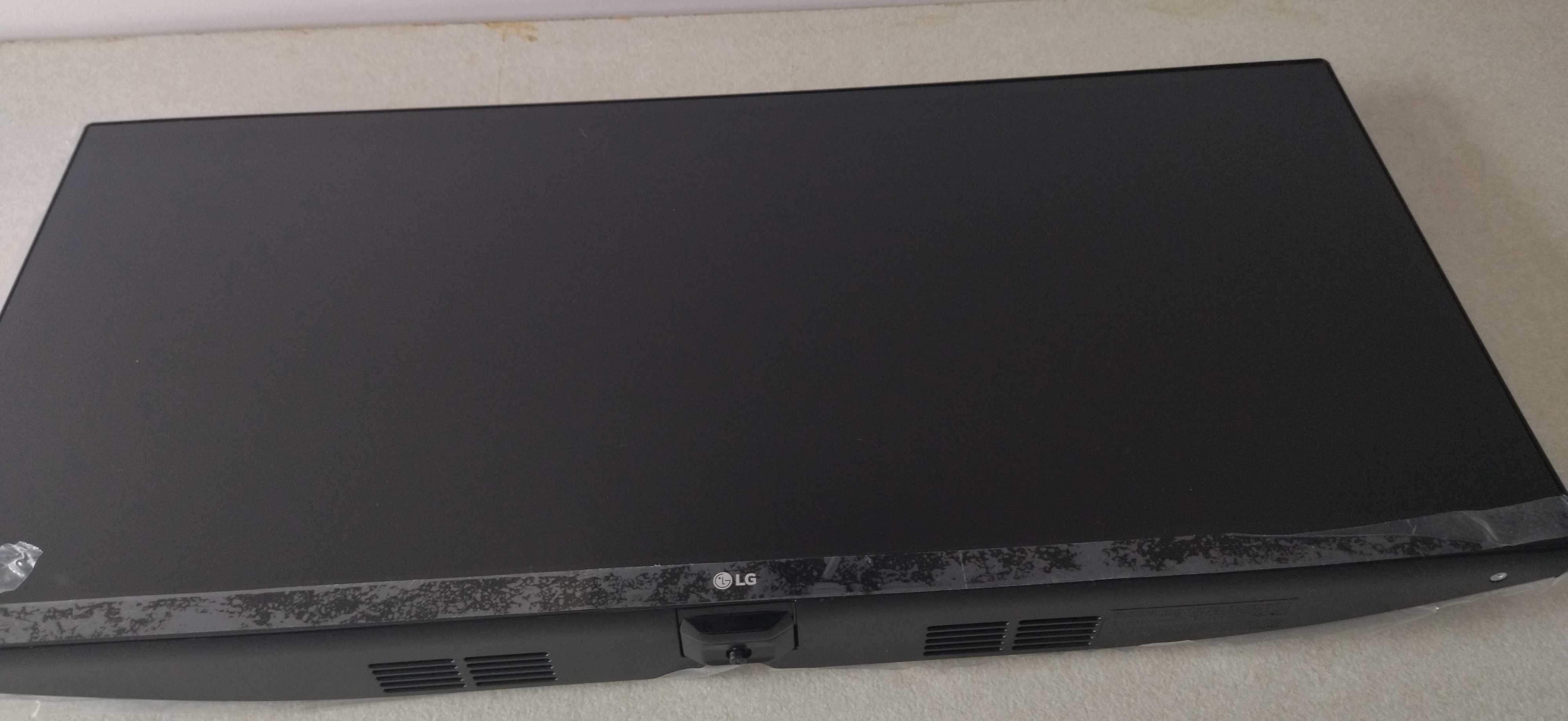 Монитор 23" Ultrawide 21:9