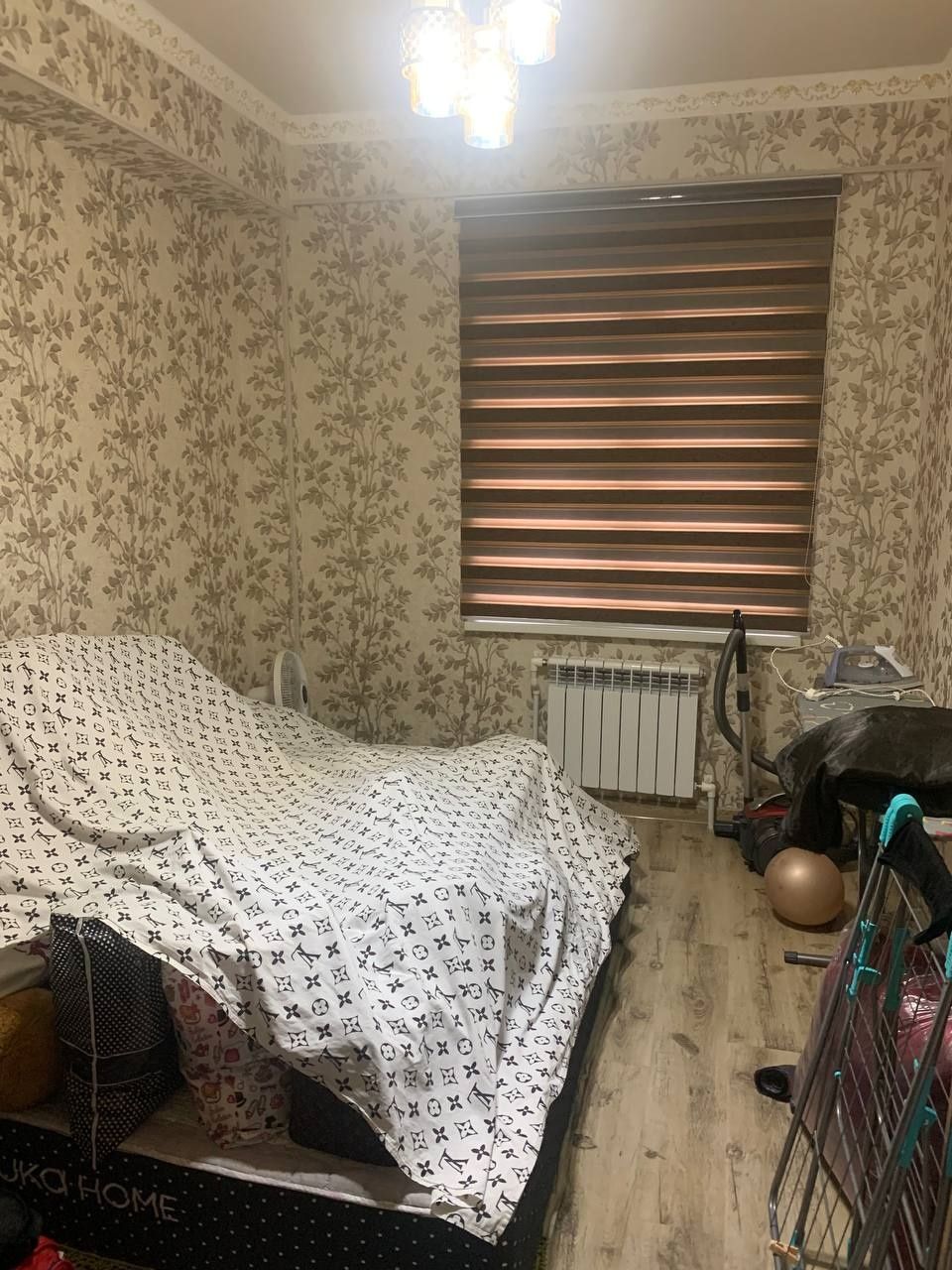 Kvartira uy sotiladi
