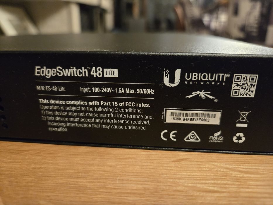 Ubiquiti EdgeSwitch 48 Lite (ES-48-LITE) • 48×GbE, 2×SFP+ 10G + 2×SFP