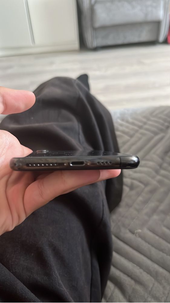 iPhone xs max 64гб
