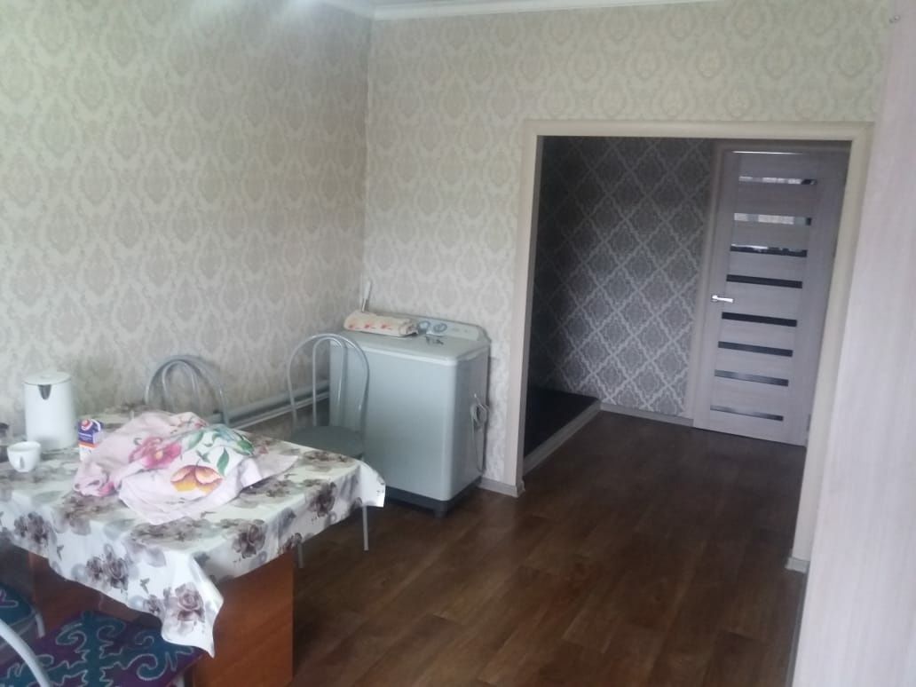 Продам дом с делимым участком
