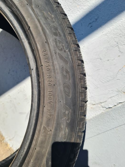 4 бр. зимни гуми 255/50/20 Pirelli DOT 4316 4,5/5 mm