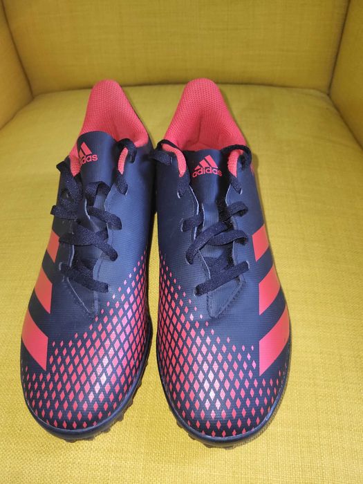 Adidas Predator Adidas Performance marimea 38 9 ( sunt nepurtati)