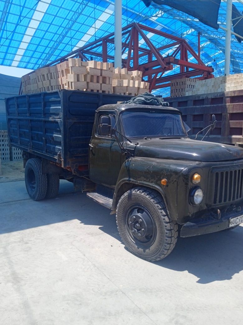 Gaz 53 sotiladi holati yaxshi