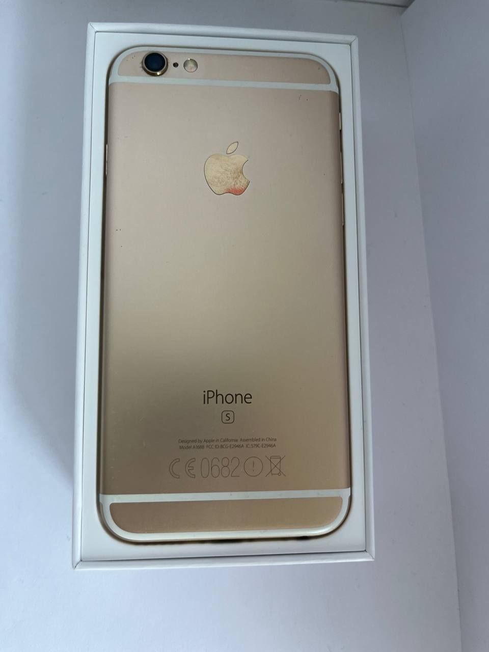 Продается iPhone 6s