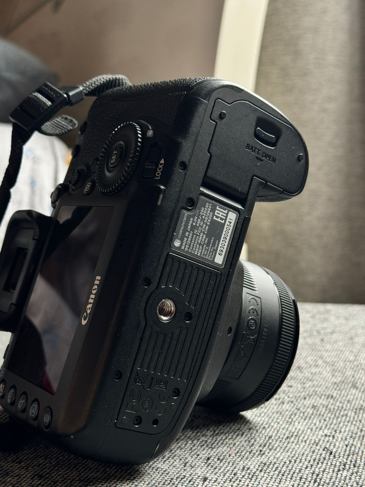 Зеркальная фотокамера Canon EOS 5D Mark IV Body
—С оптикой 50mm ef/1,8
