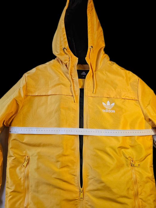 Спортно мъжко яке Adidas XL подплатено жълто с цип и качулка