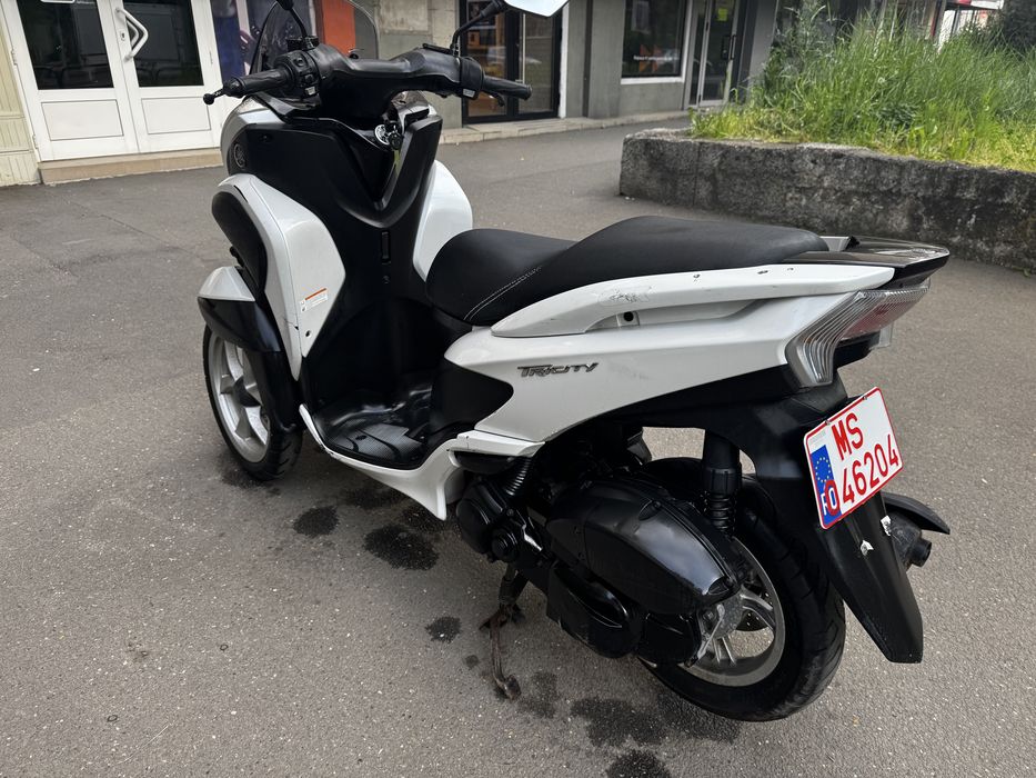 Yamaha tricity (125) categoria B