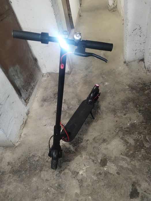 Trotineta JRH viteza max 35km/h